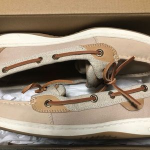 Anglefish Sperry Boat Shoes Great condition. Original box.